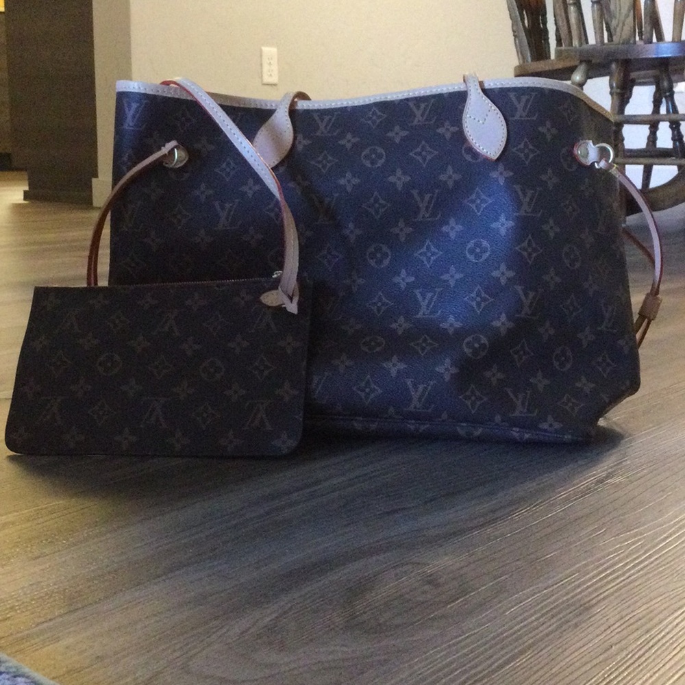 Replica tote bag
